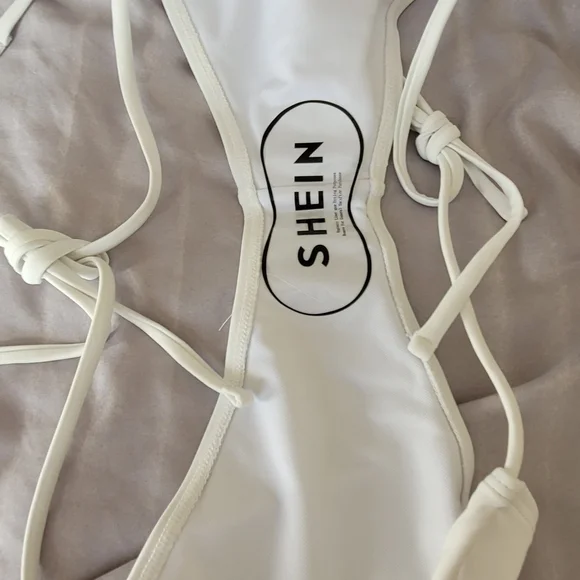 Shein 2 Piece Halter tie Bikini Swimsuit, White, Size Small - Picture 3 of 3